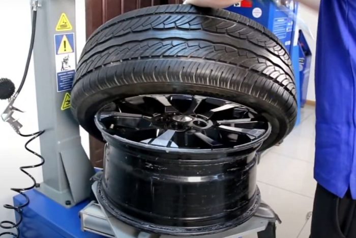 How To Remove Tire From Rim – 8 easy steps