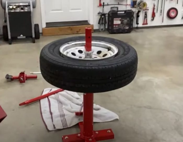 Separating It Using a Tire Removal Device Step 3